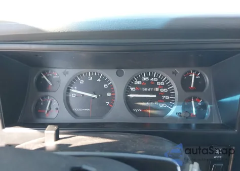 1995 Jeep Cherokee Se z USA, uszkodzony, nr VIN 1J4FJ27S2SL558275